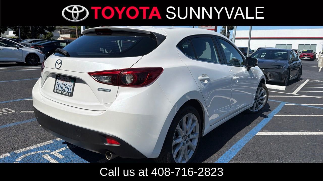 Used 2015 MAZDA MAZDA3 s Grand Touring w/ Technology Package FWD image 2
