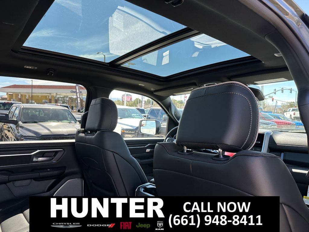 New 2026 RAM 1500 Laramie AWD/4WD image 23