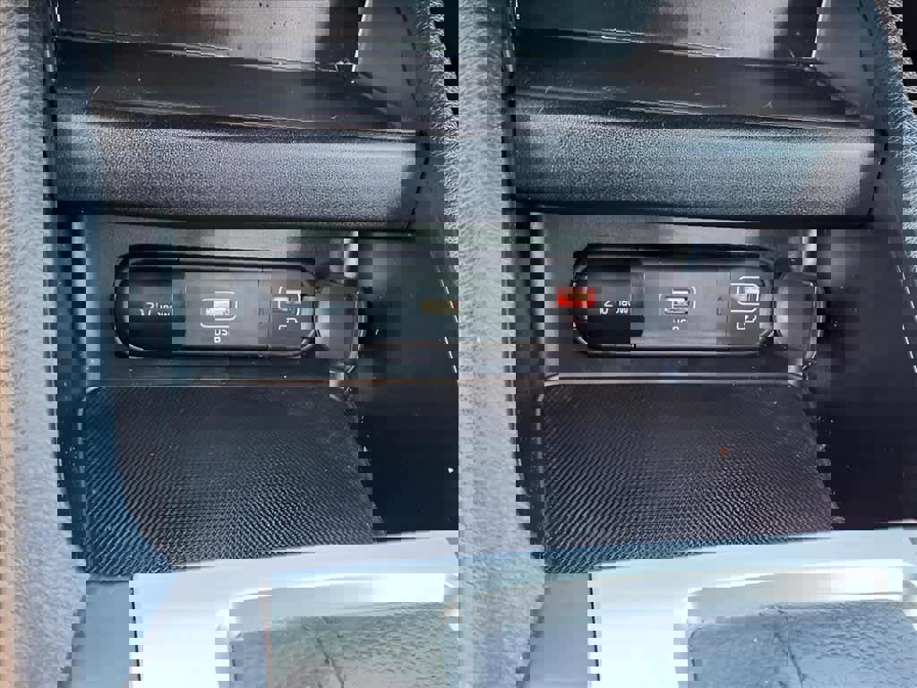 Used 2024 Kia Forte LX image 16