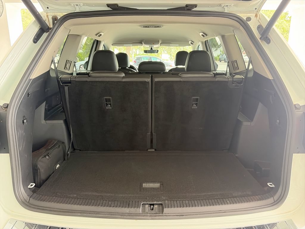Certified 2023 Volkswagen Atlas SE w/ Black Wheel Package FWD image 35