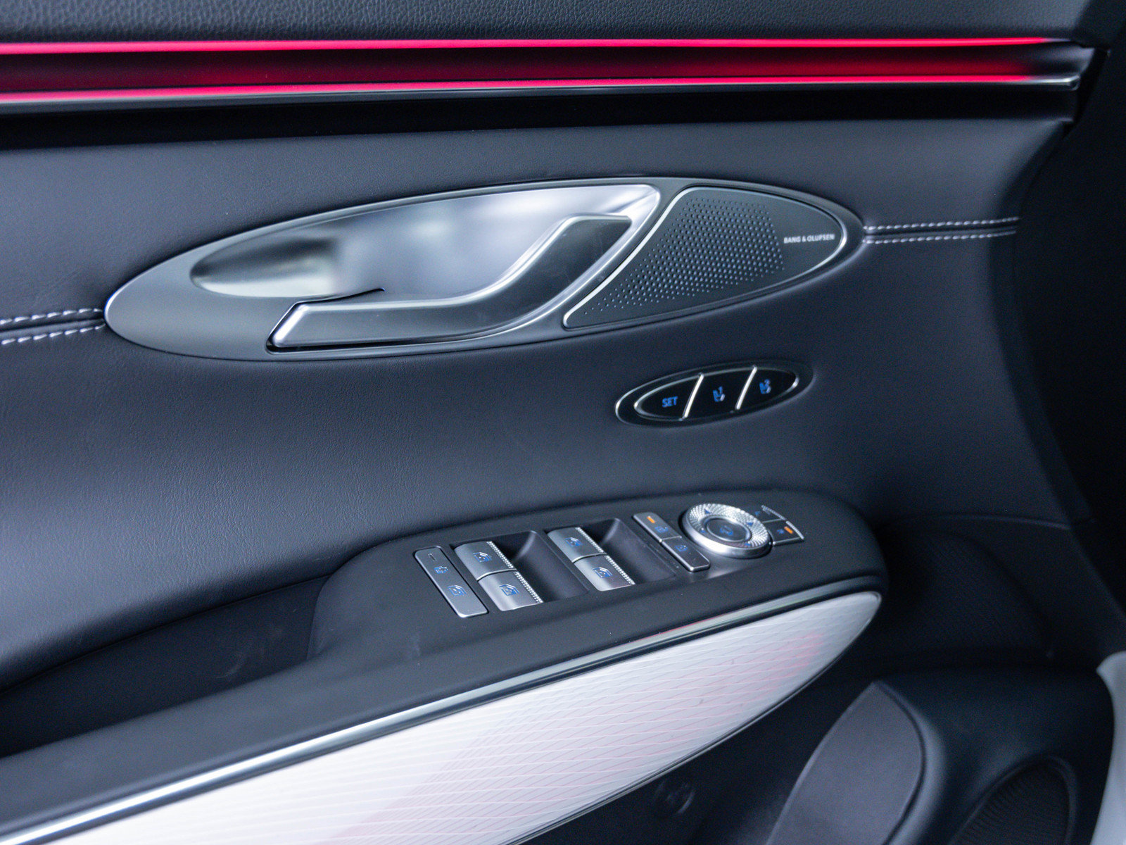 Used 2026 Genesis GV70 2.5T image 18