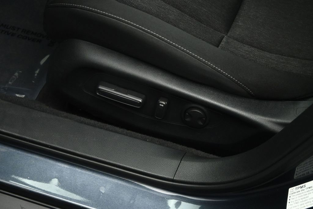 Used 2023 Honda Accord EX image 48