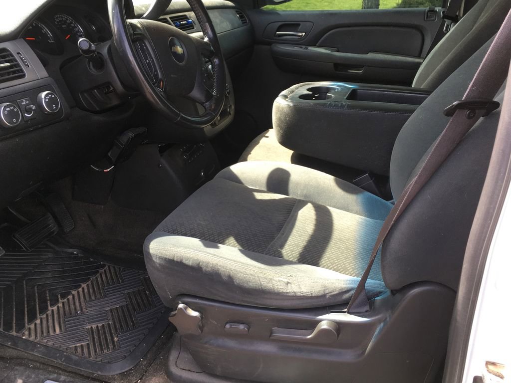 Used 2008 Chevrolet Tahoe LS w/ Skid Plate Package image 4