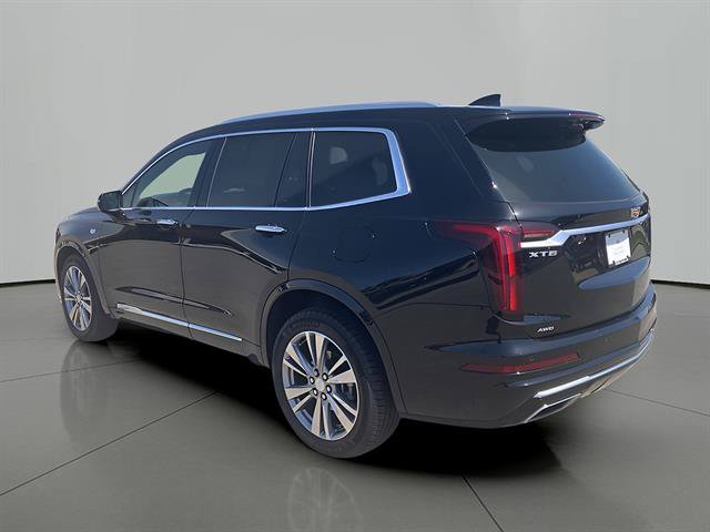 Certified 2024 Cadillac XT6 Premium Luxury w/ Technology Package AWD/4WD image 3