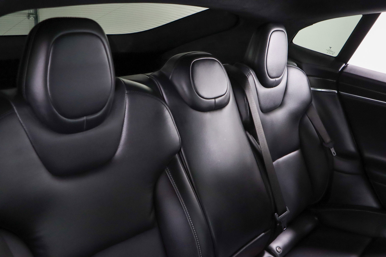 Used 2022 Tesla Model S Plaid image 26