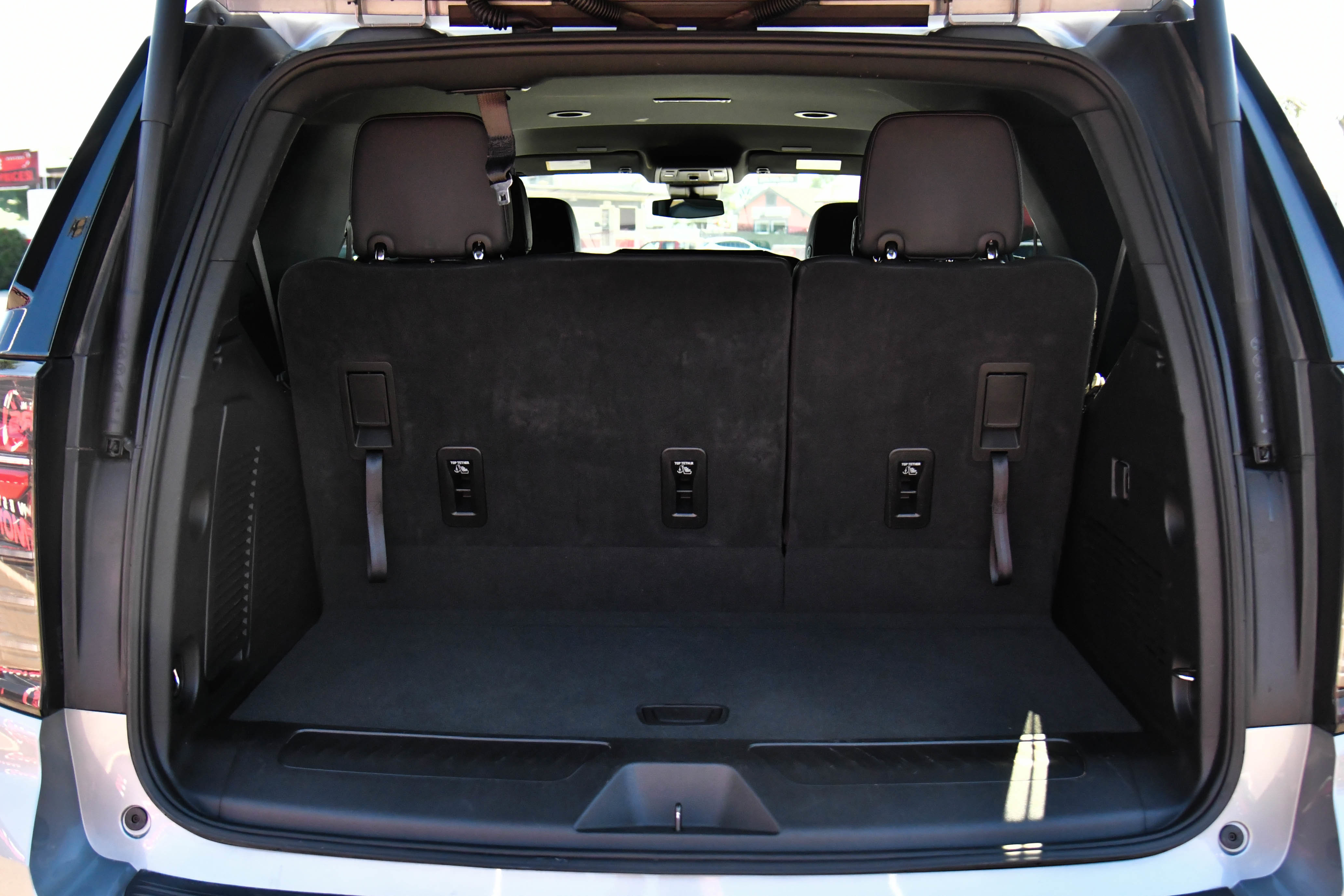Used 2025 Chevrolet Tahoe LT AWD/4WD image 52