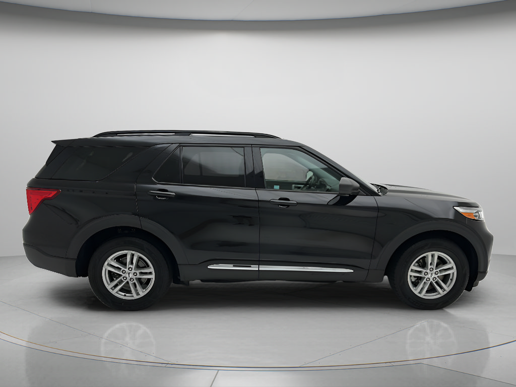 Used 2021 Ford Explorer XLT w/ Equipment Group 202A AWD/4WD video 2