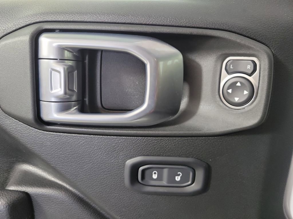 Used 2023 Jeep Wrangler Sport AWD/4WD image 17