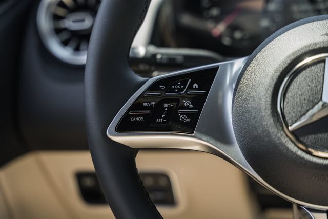 New 2026 Mercedes-Benz GLB 250 4MATIC image 32
