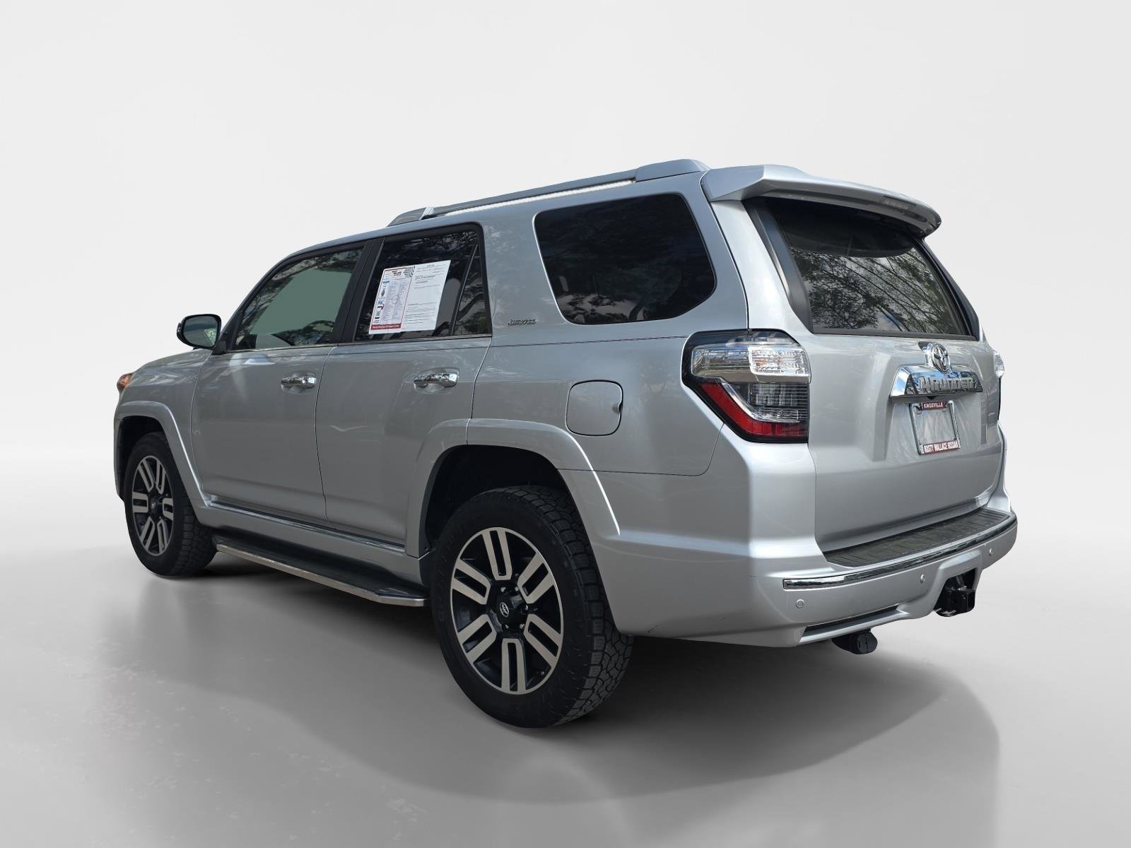 Used 2021 Toyota 4Runner Limited image 3