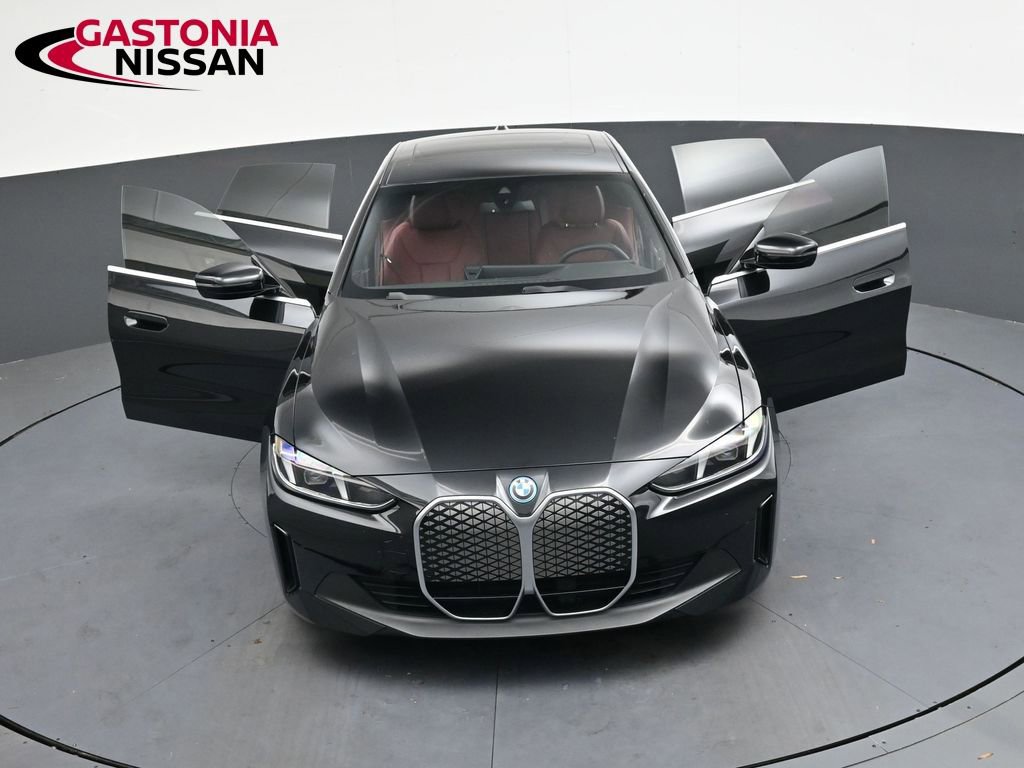 Used 2025 BMW i4 eDrive40 image 42