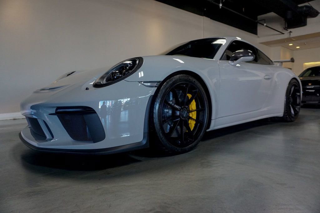Used 2018 Porsche 911 GT3 image 96