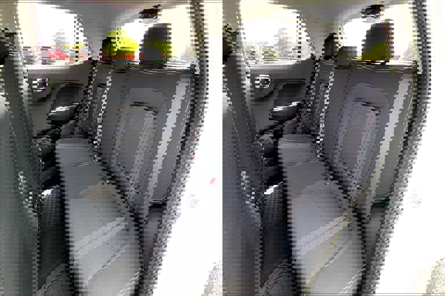 Used 2025 Hyundai Venue SEL FWD image 21