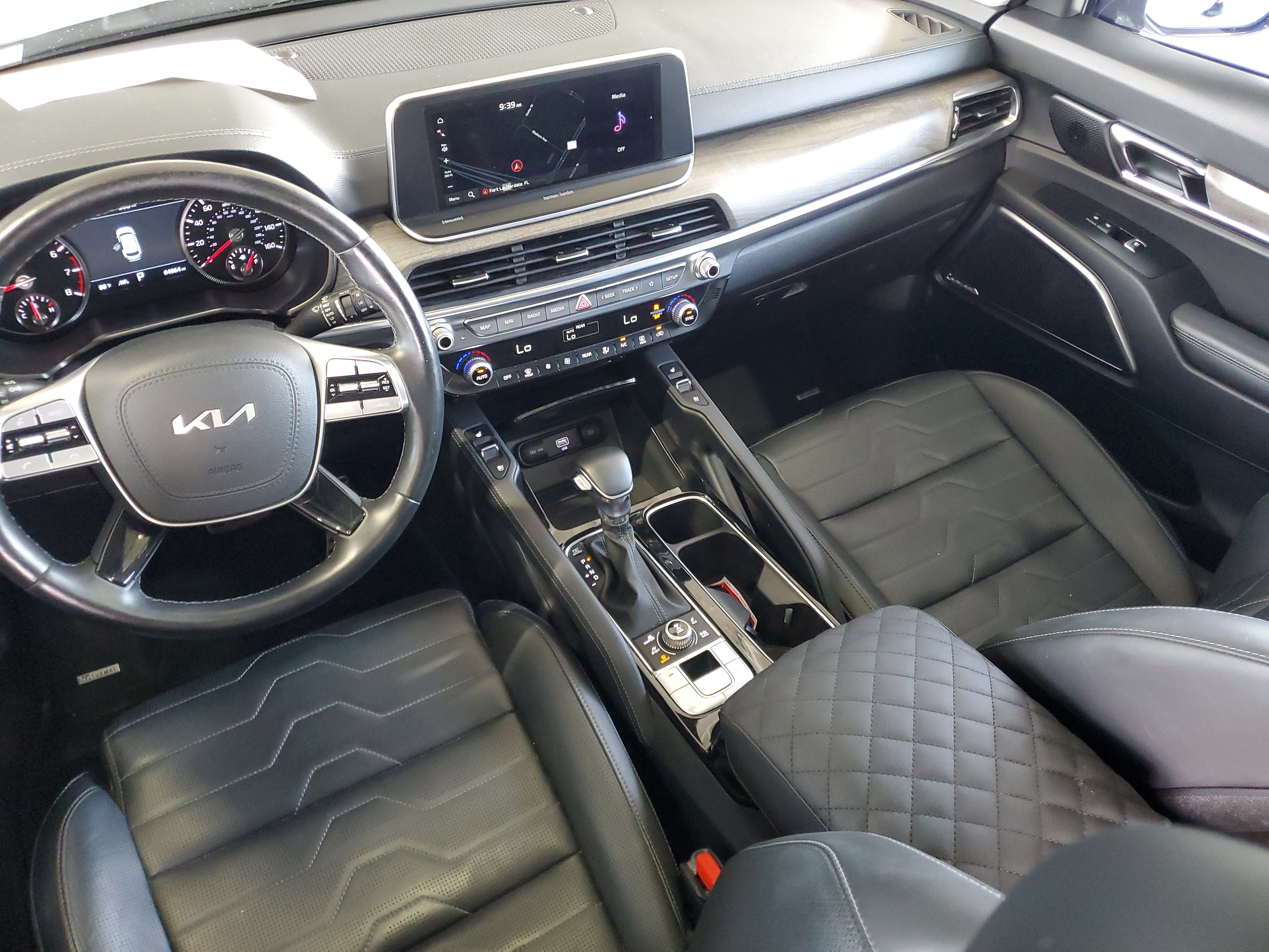 Used 2022 Kia Telluride SX w/ SX Prestige Package AWD/4WD image 11