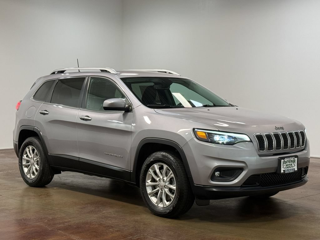 Used 2019 Jeep Cherokee Latitude w/ Comfort & Convenience Group AWD/4WD image 22