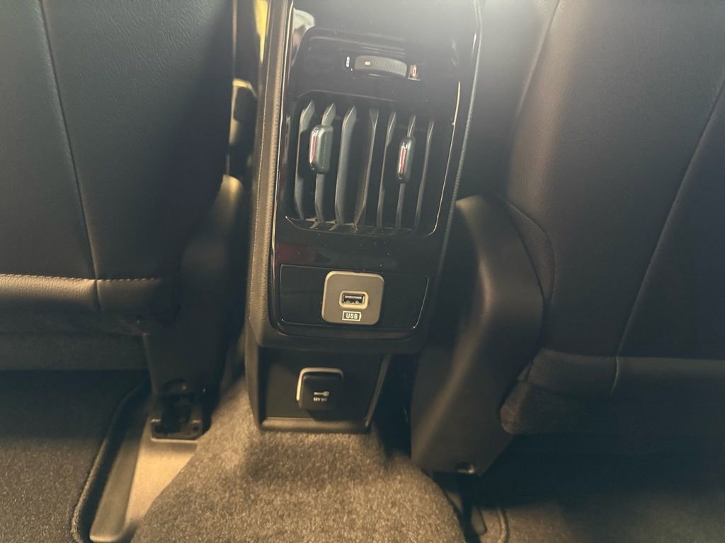 New 2026 Jeep Compass Latitude AWD/4WD image 33