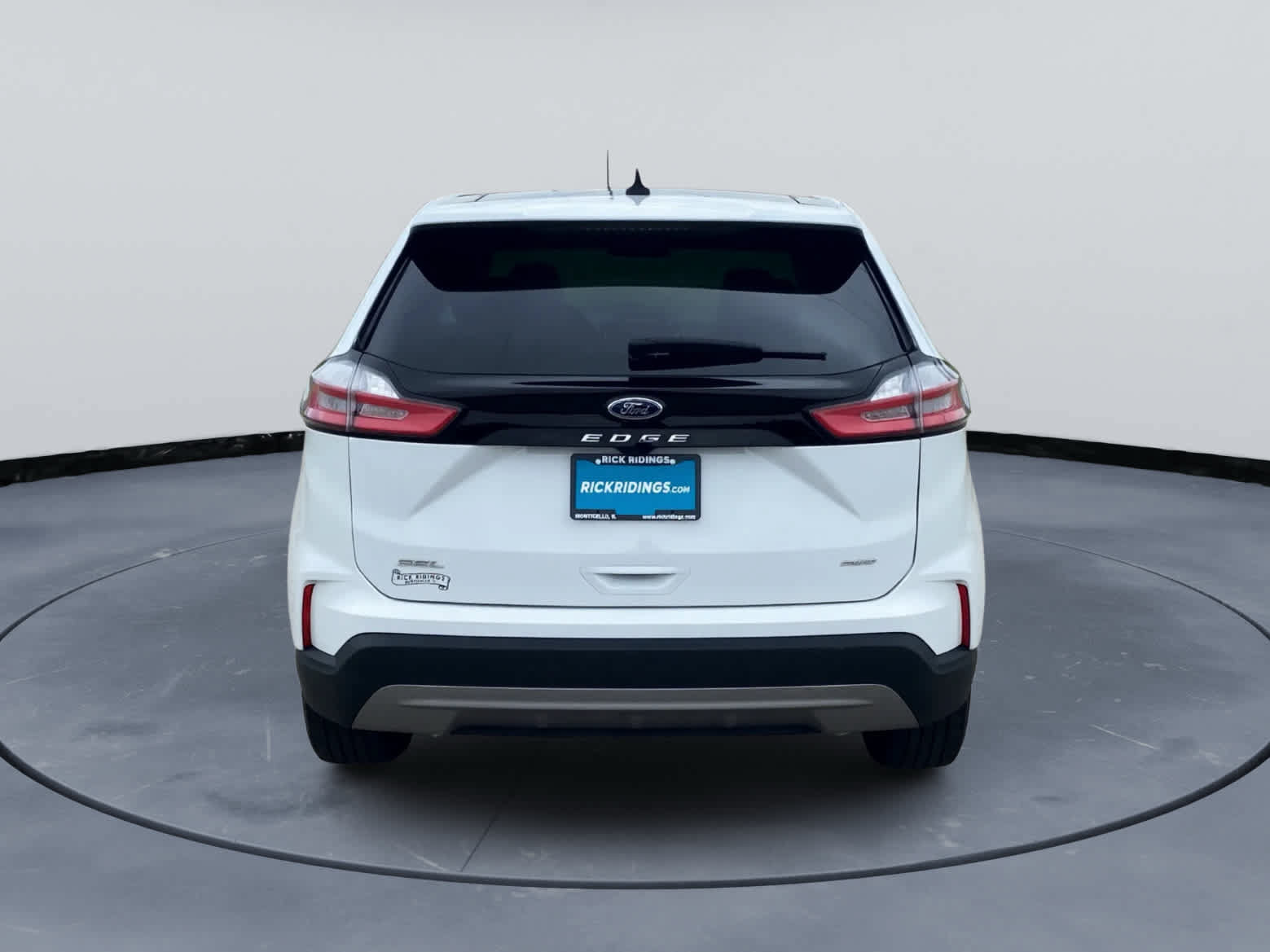 Used 2024 Ford Edge SEL w/ Convenience Package AWD/4WD image 5