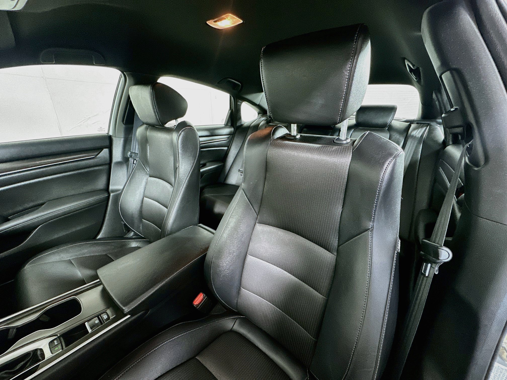 Used 2019 Honda Accord Sport image 19