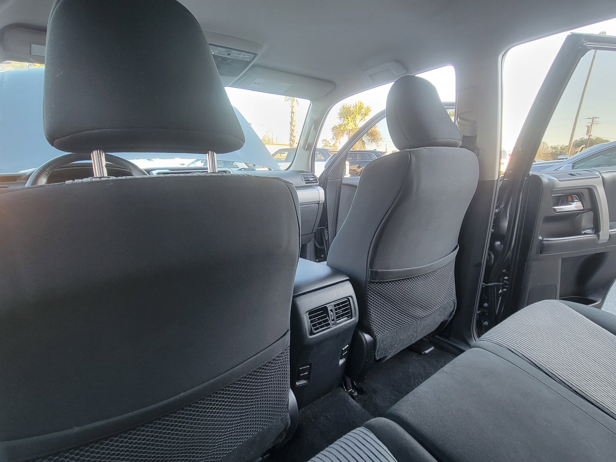 Used 2018 Toyota 4Runner SR5 image 38