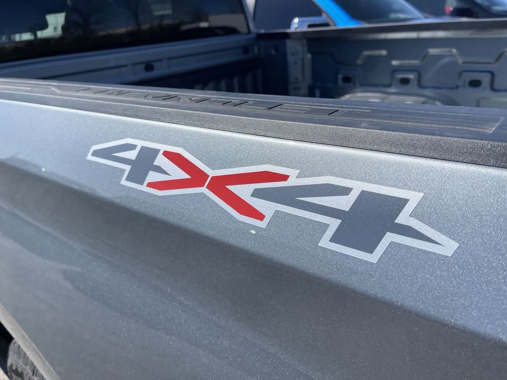 Used 2024 Chevrolet Silverado 1500 Custom w/ Turbomax Blackout Package image 6