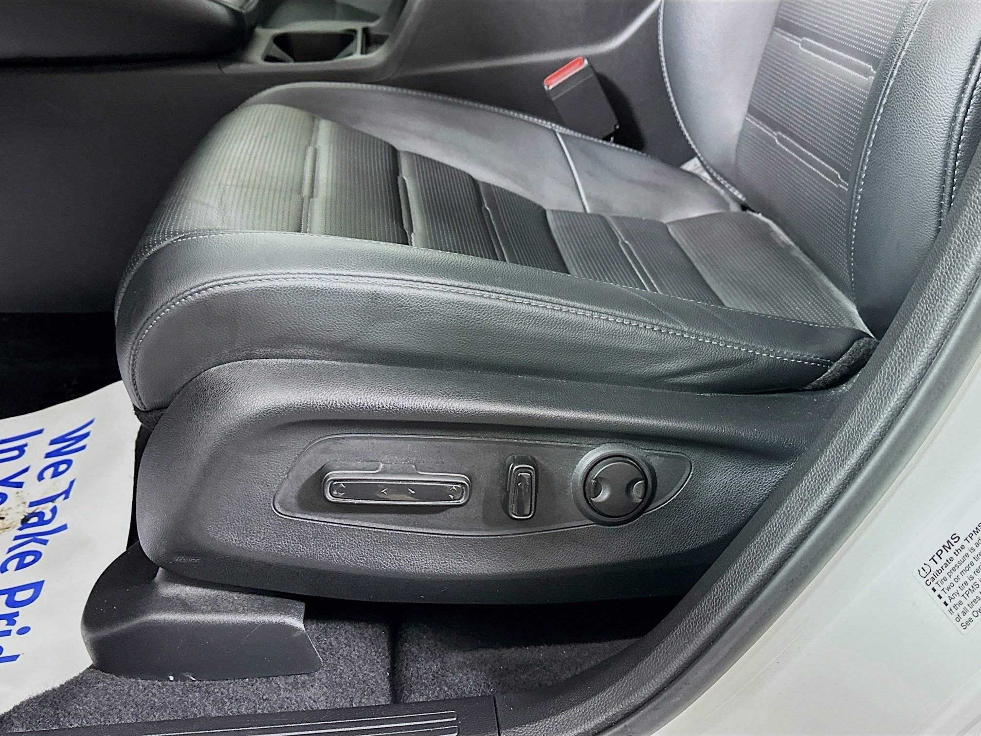 Used 2024 Honda CR-V EX-L image 18