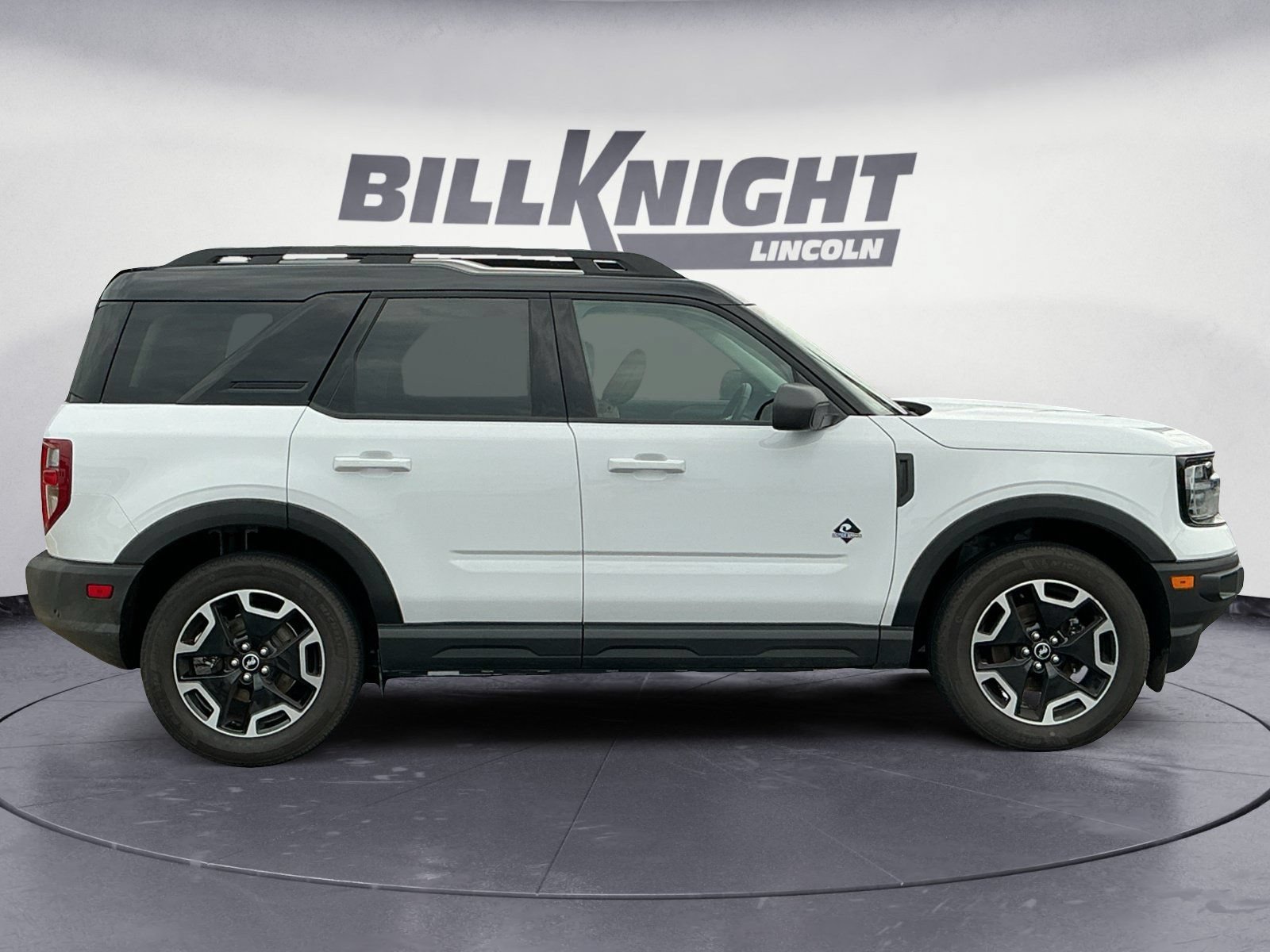Used 2022 Ford Bronco Sport Outer Banks w/ Tech Package AWD/4WD image 6
