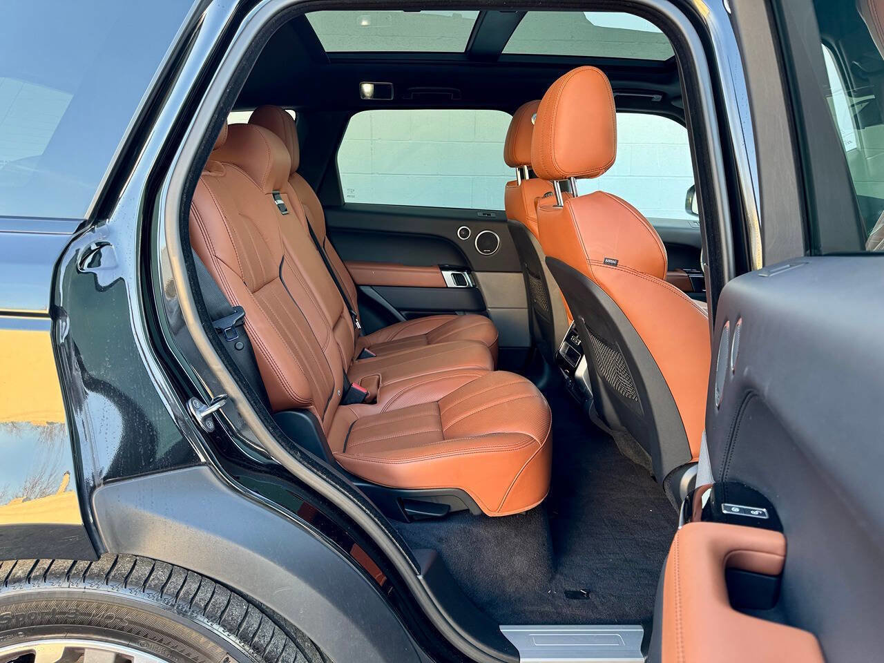 Used 2016 Land Rover Range Rover Sport Supercharged image 27