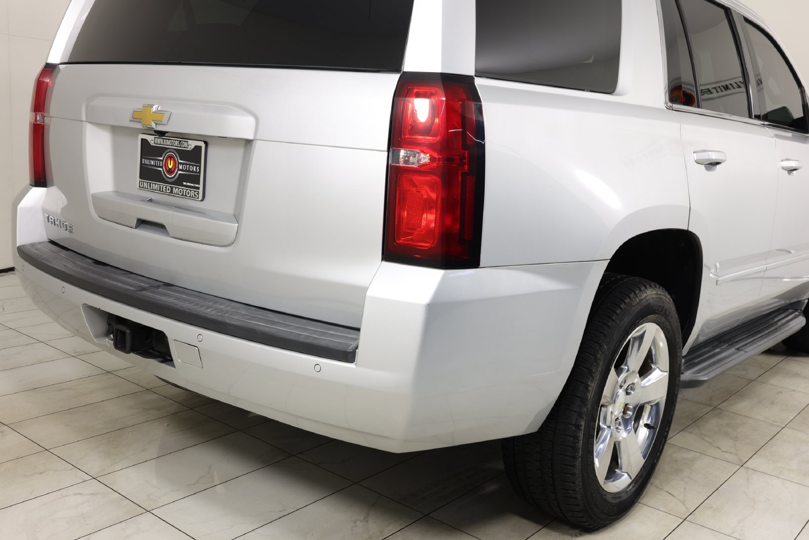 Used 2017 Chevrolet Tahoe LS w/ All-Season Package RWD image 40