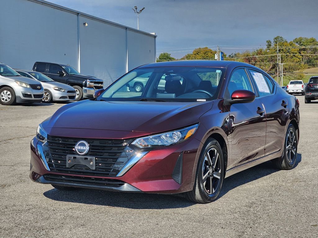 Used 2025 Nissan Sentra SV image 3