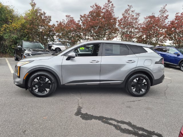 Used 2026 Kia Sportage LX FWD image 6