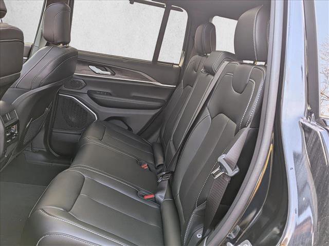 New 2024 Jeep Grand Cherokee Limited 4xe image 16