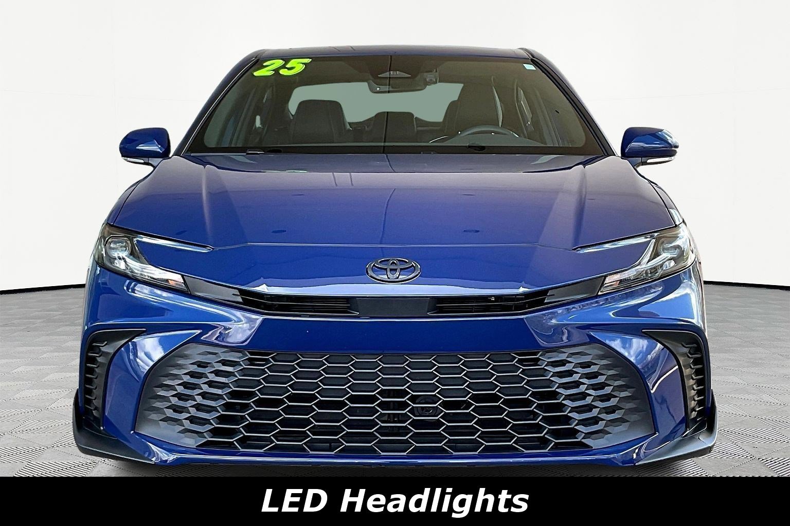 Certified 2025 Toyota Camry SE w/ Multimedia Upgrade Package FWD image 2