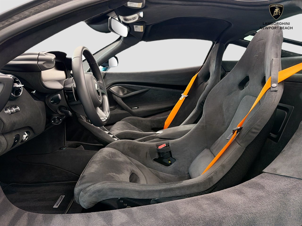 Used 2024 McLaren 750S RWD image 28