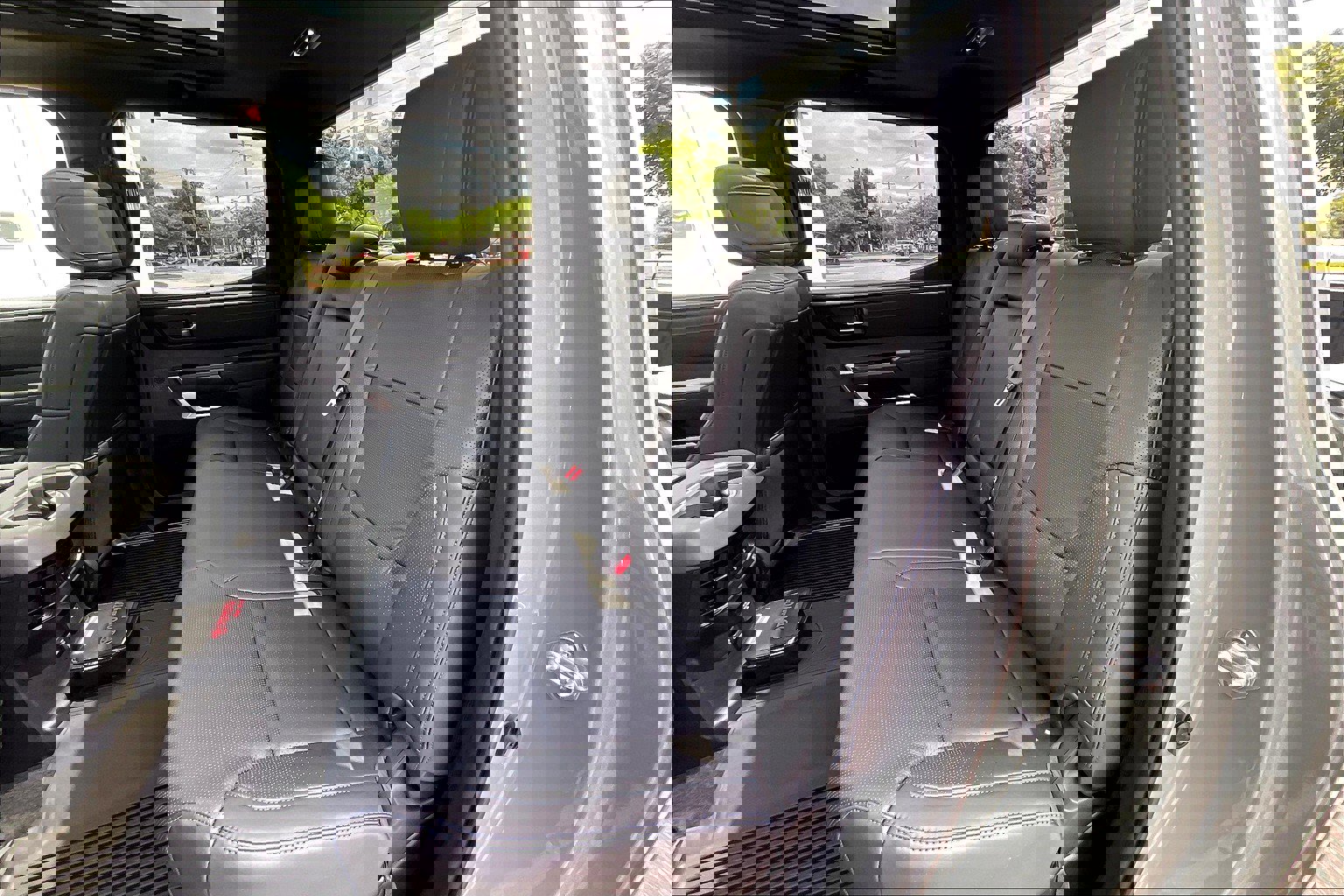 New 2025 Toyota Tundra Platinum image 13