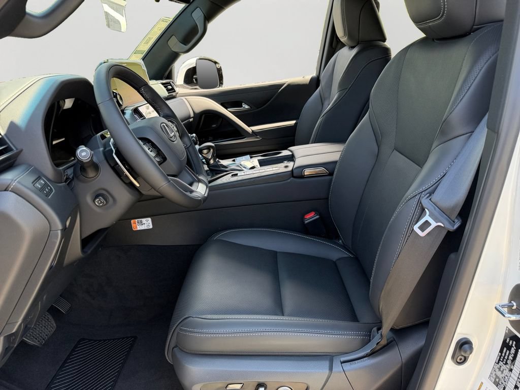 New 2026 Lexus LX 600 4WD w/ Luxury Package image 15