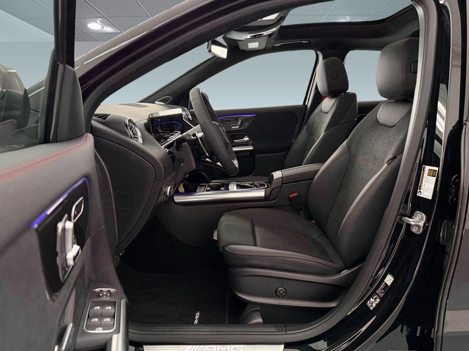 New 2026 Mercedes-Benz GLA 35 AMG 4MATIC image 5