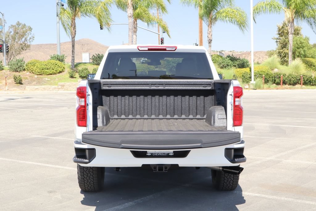 New 2026 Chevrolet Silverado 1500 Custom w/ Turbomax Blackout Package AWD/4WD image 36