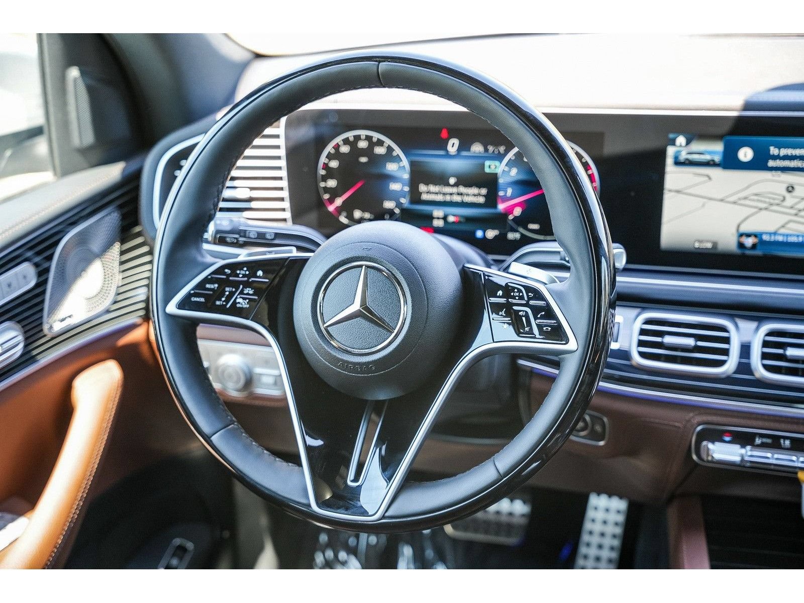 New 2026 Mercedes-Benz GLS 450 4MATIC image 15
