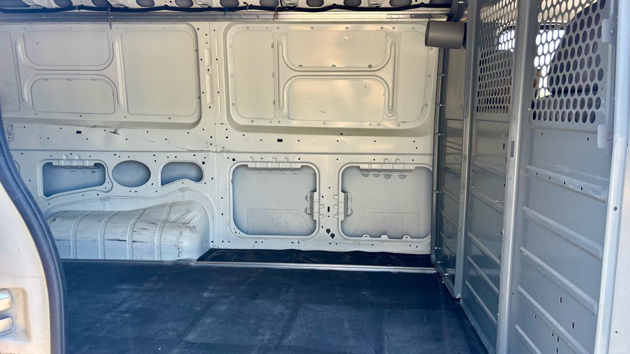 Used 2018 Nissan NV 2500 S RWD image 10
