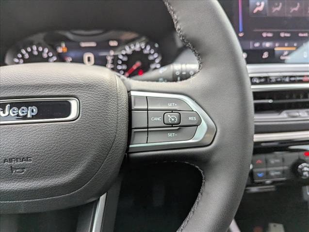 New 2026 Jeep Compass Latitude image 14