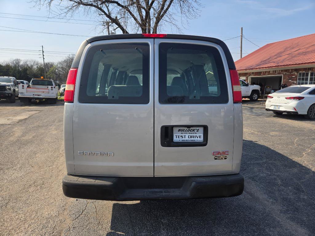 Used 2006 GMC Savana 1500 Passenger RWD image 16