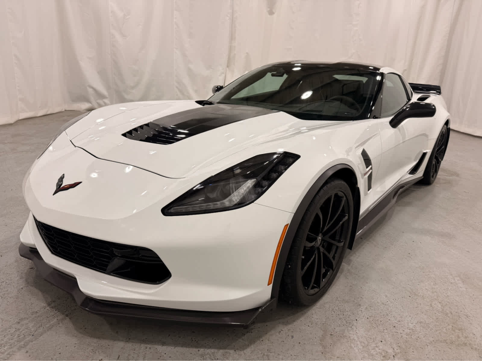 Certified 2018 Chevrolet Corvette Grand Sport RWD image 1