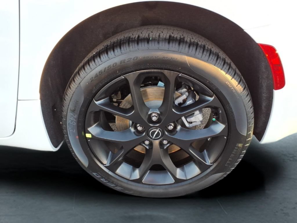 New 2026 Chrysler Pacifica Limited w/ S Appearance Package AWD/4WD image 10