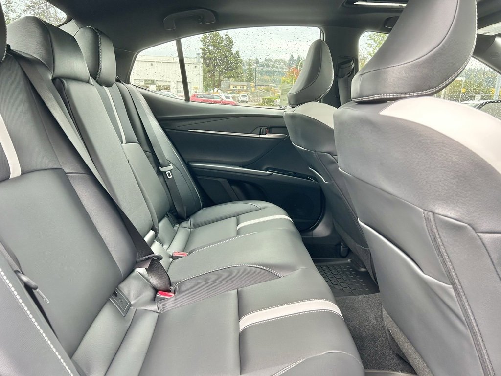 New 2026 Toyota Camry Hybrid image 14