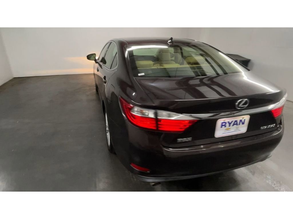 Used 2013 Lexus ES 350 image 7
