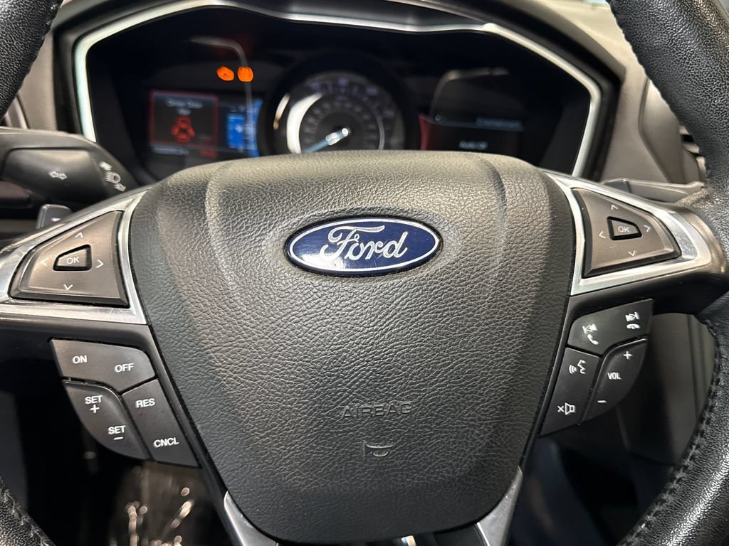 Used 2018 Ford Fusion Titanium AWD/4WD image 21