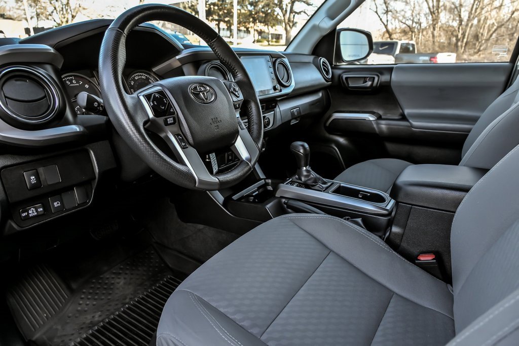 Used 2021 Toyota Tacoma SR5 image 13