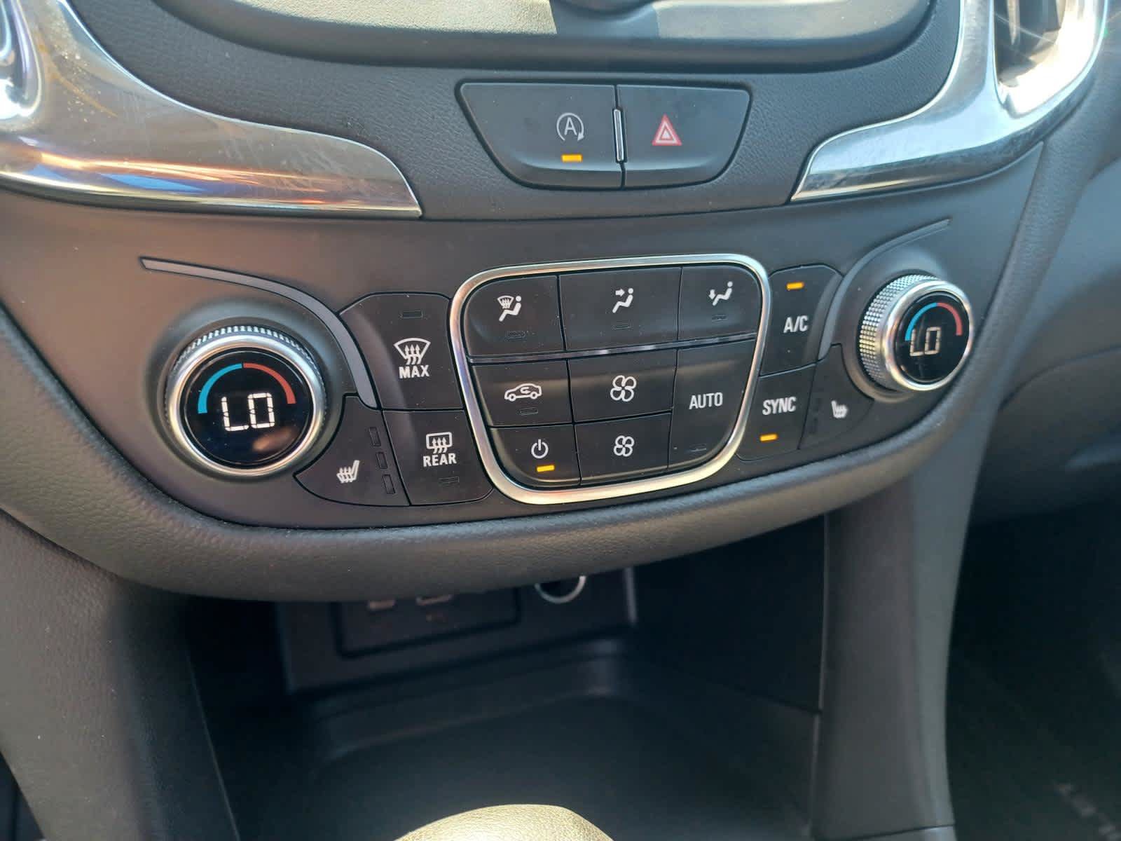 Used 2023 Chevrolet Equinox LT AWD/4WD image 12