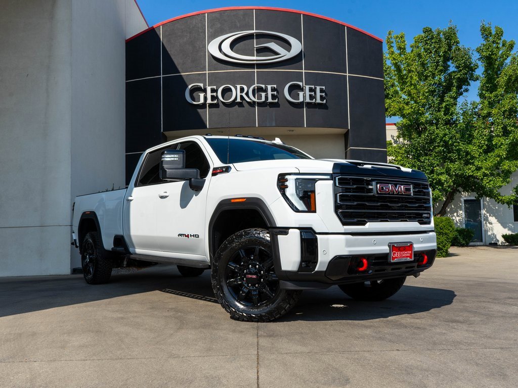 New 2025 GMC Sierra 3500 AT4 w/ AT4 Premium Plus Package