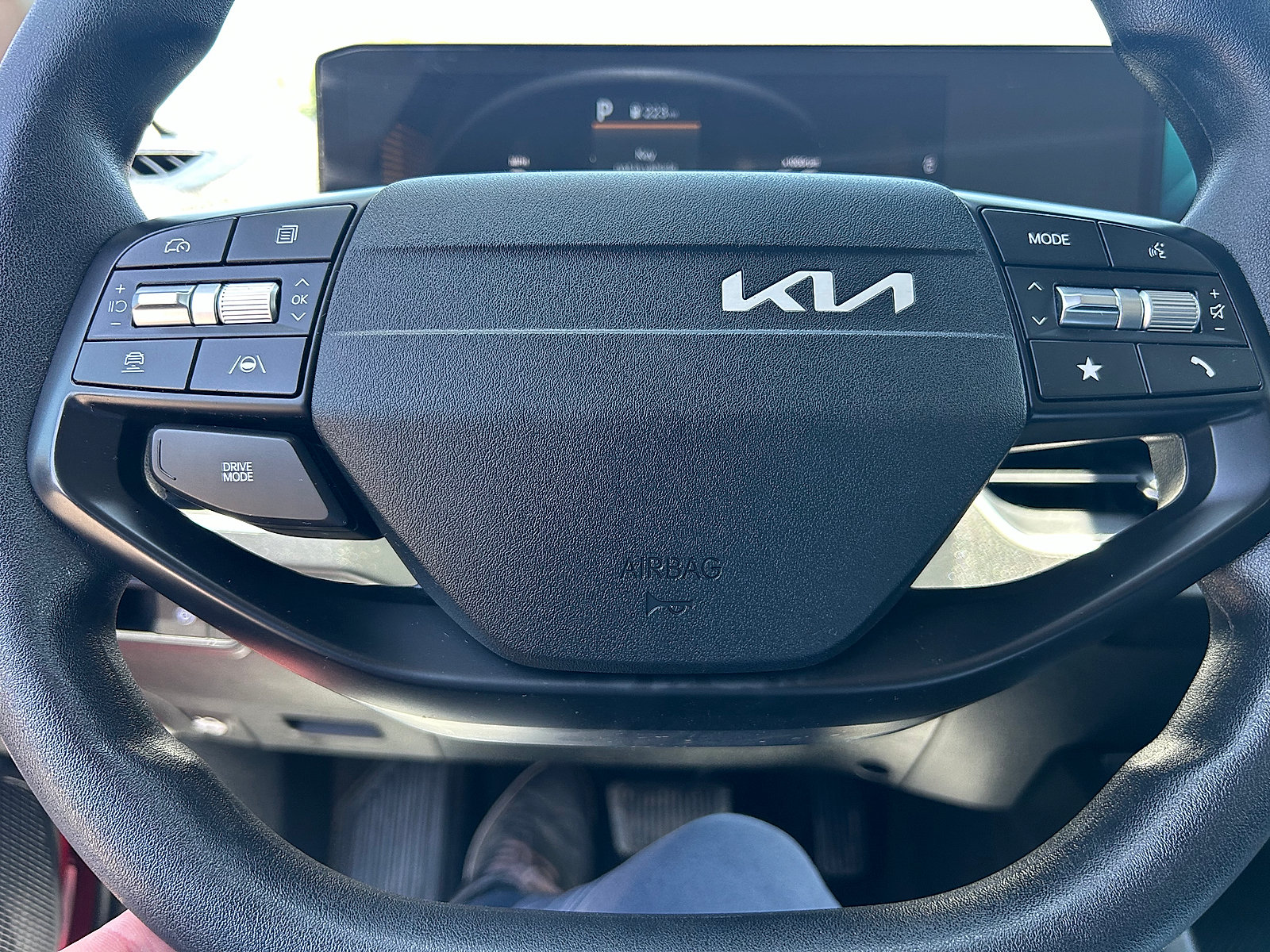 Used 2025 Kia K4 FWD image 13